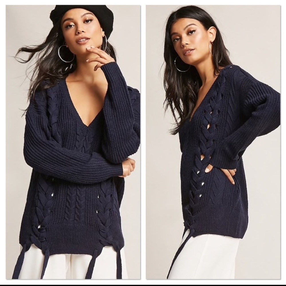 ISLA Cable Knit Sweater Longline V Neck Relaxed Fit Laced Sides Navy S & M NWT